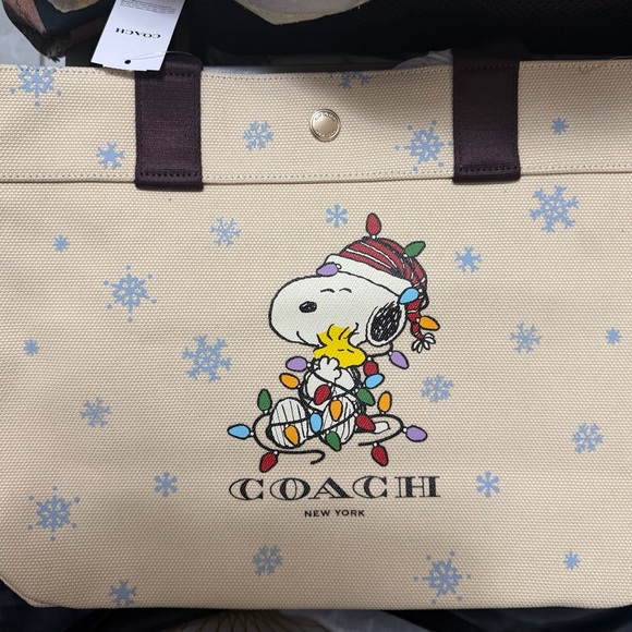 Coach X Peanuts Snoopy & Woodstock Ice Christmas Lights Tote Canvas - Picture 3 of 7